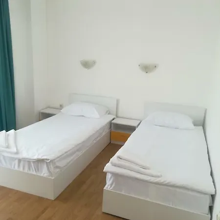 アパートホテル Rutland