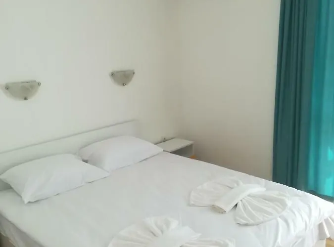 Rutland Aparthotel 3*