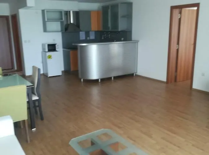 Aparthotel Rutland 3*