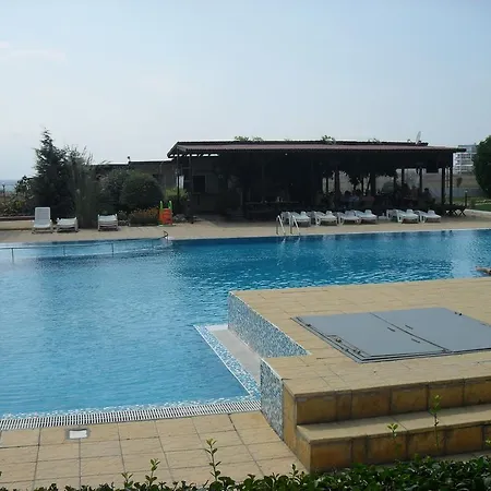 рутланд бей Апартхотел