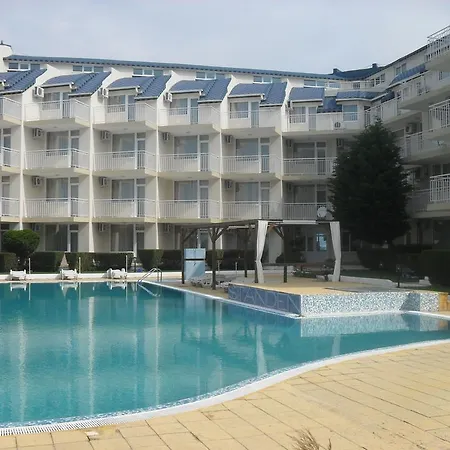 Апартхотел рутланд бей 3*