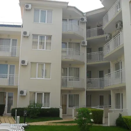 рутланд бей Равда