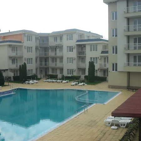 Апартхотел рутланд бей 3*