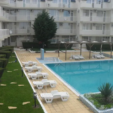 рутланд бей Равда