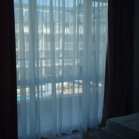 рутланд бей Равда