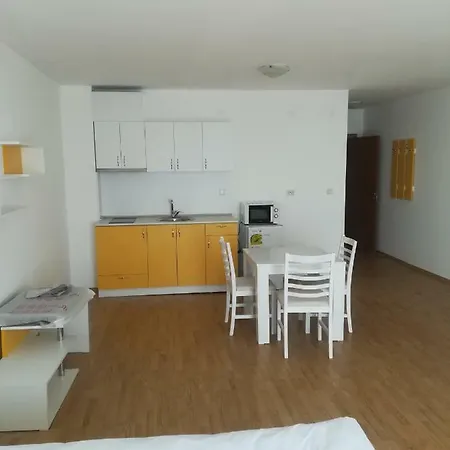 рутланд бей 3* Равда