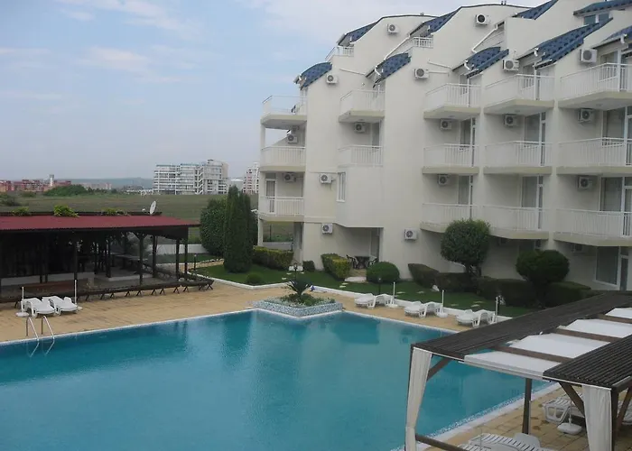 Aparthotel Rutland 3*